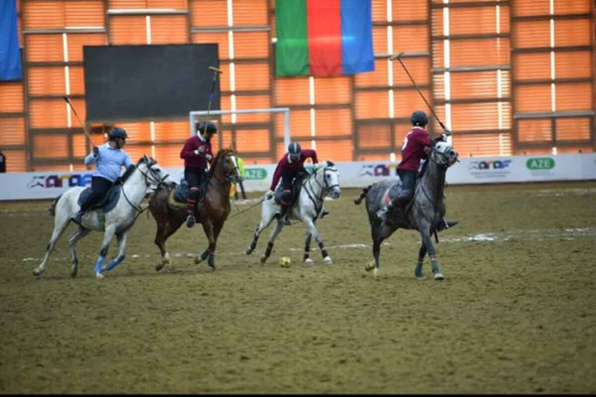 <p>Peşəkar Çövkən Liqasında sayca 18-ci olan son turun oyunları keçirilib </p>