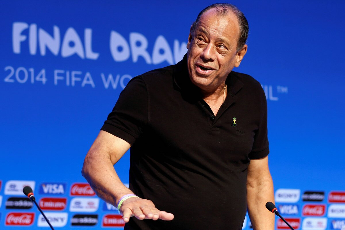 <p>Azərbaycan milli komandasının sabiq baş məşqçisi futbol tarixinin ən yaxşı 10 müdafiəçisi sırasına daxil olub</p>