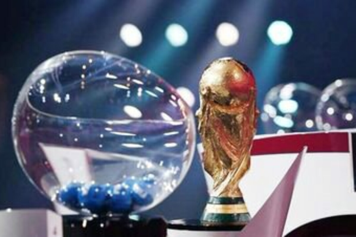 <p>Futbol üzrə dünya çempionatının seçmə mərhələsinin püşkatma mərasimi keçiriləcək</p>