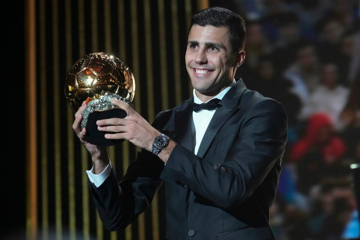 <p>2024-cü ilin ən yaxşı futbolçusu məlum olub</p>