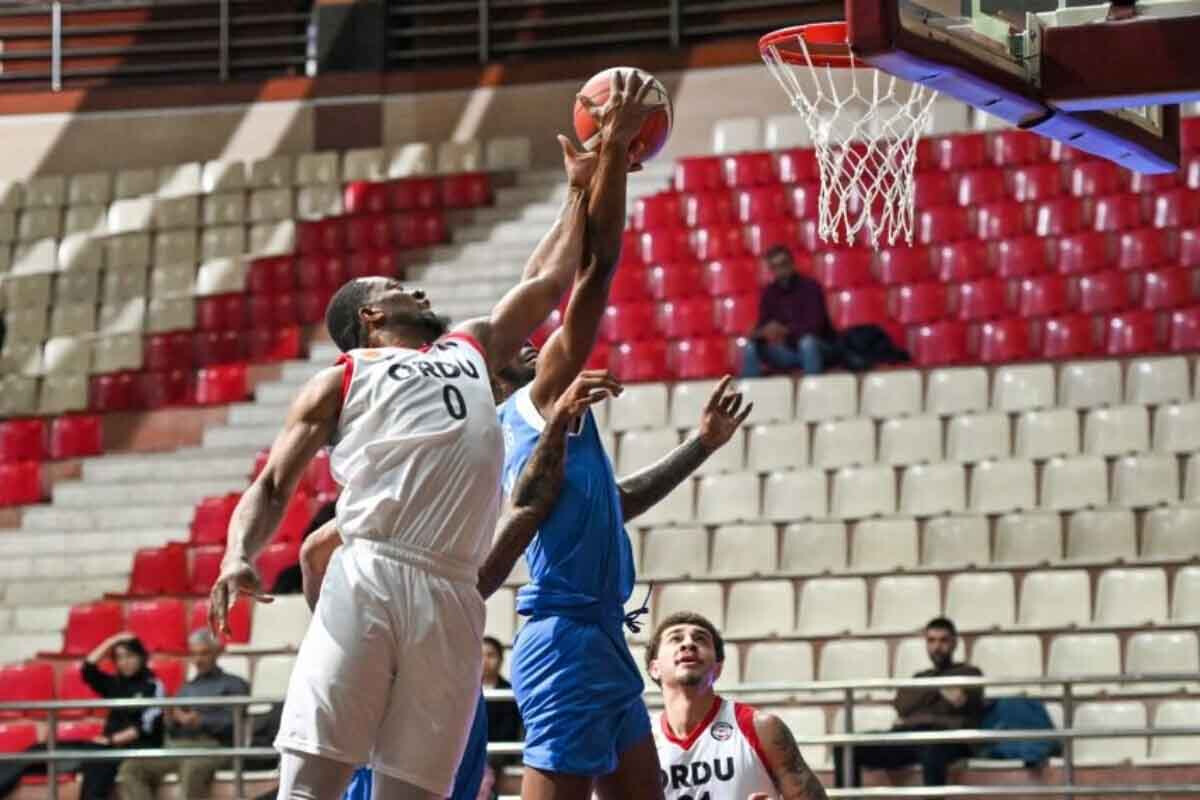 <p>Sabah ABL-da 7-ci tura start veriləcək </p>
