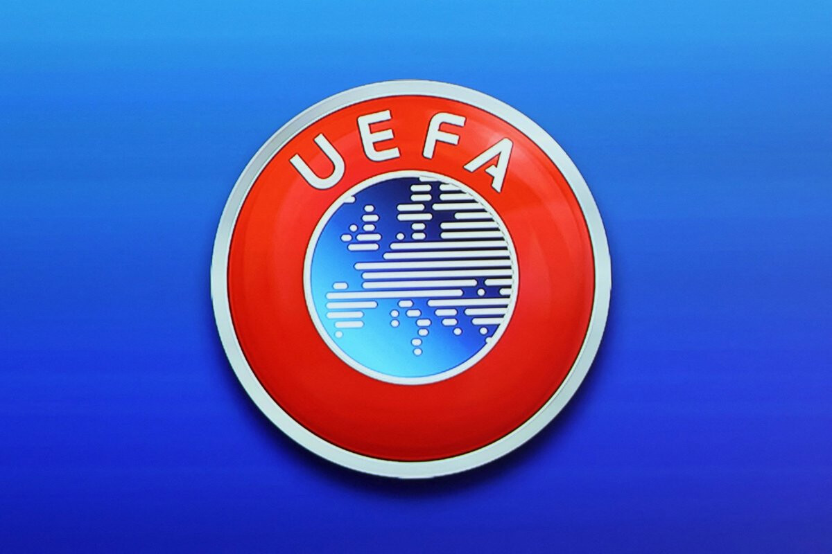 <p>Gərgin oyundan sonra UEFA Azərbaycan millisinə xəbərdarlıq edib</p>