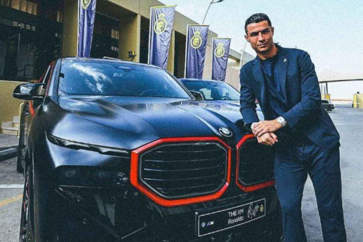 <p>Ronaldo “Əl-Nasr”dan Milad hədiyyəsi olaraq bahalı avtomobil alıb</p>