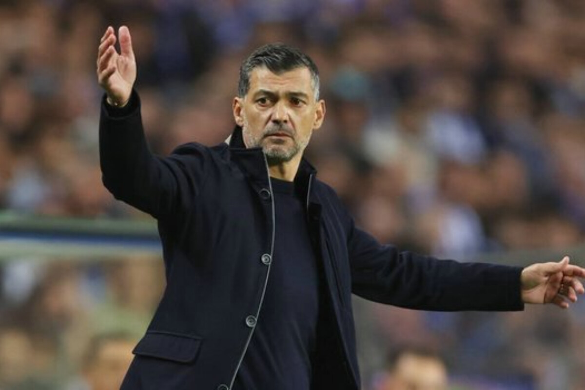 <p>"Milan" Fonsekanın qovulmasından sonra yeni baş məşqçi təyin olunduğunu açıqlayıb</p>