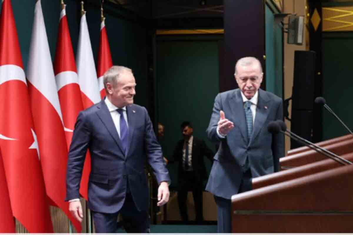 <p>Polşanın baş naziri Ərdoğanın hədiyyəsinə görə mühakimə olunacaq</p>