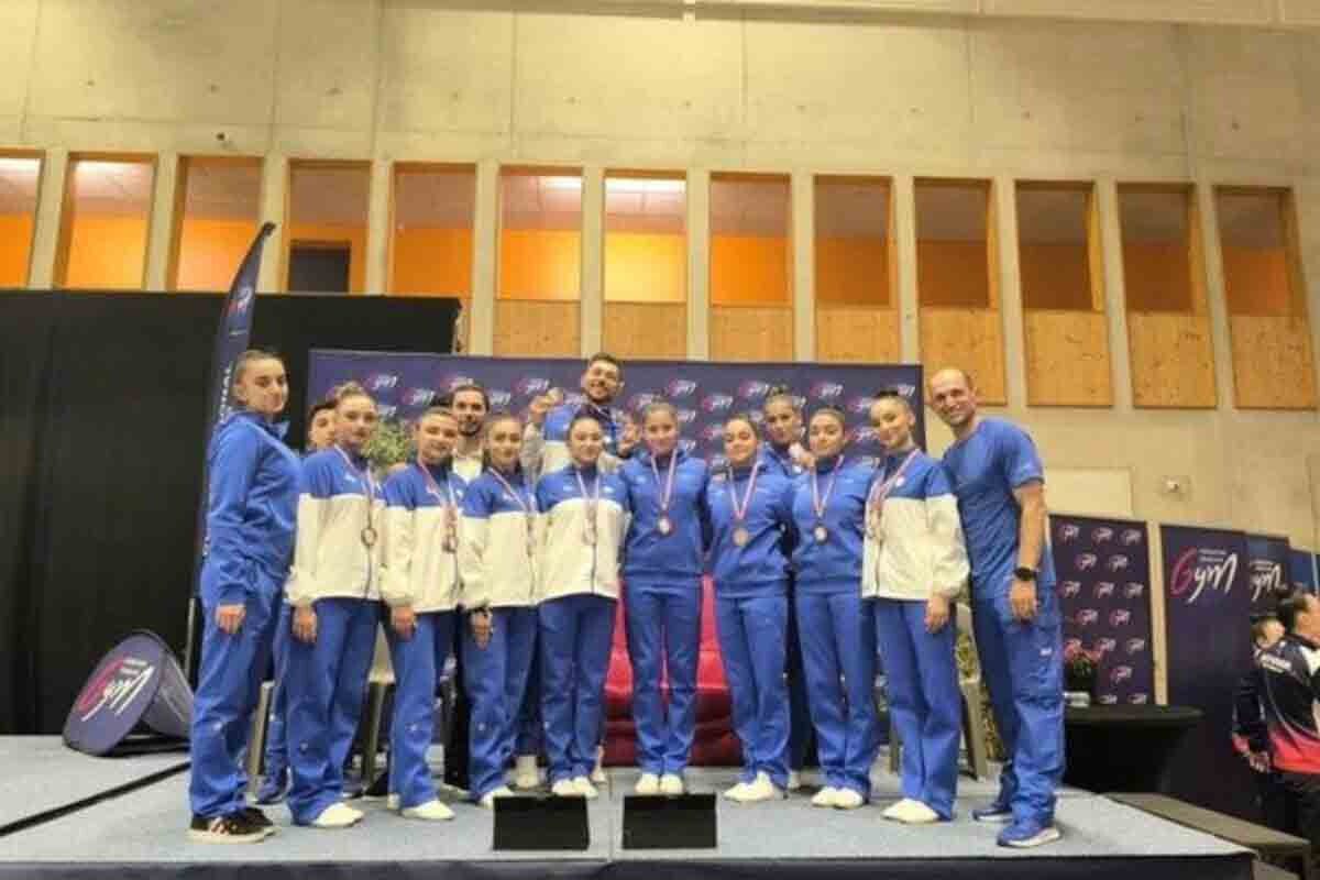 <p>Azərbaycan aerobika gimnastları Fransada keçirilən beynəlxalq turnirdə medal qazanıblar</p>