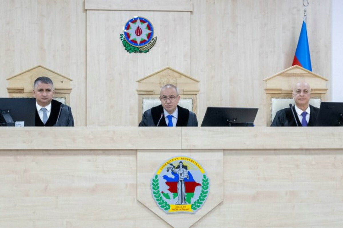 <p>Məhkəmə: Gəncənin bombalanması Ermənistanın hərbi-siyasi rəhbərliyinin göstərişi ilə həyata keçirilib</p> 