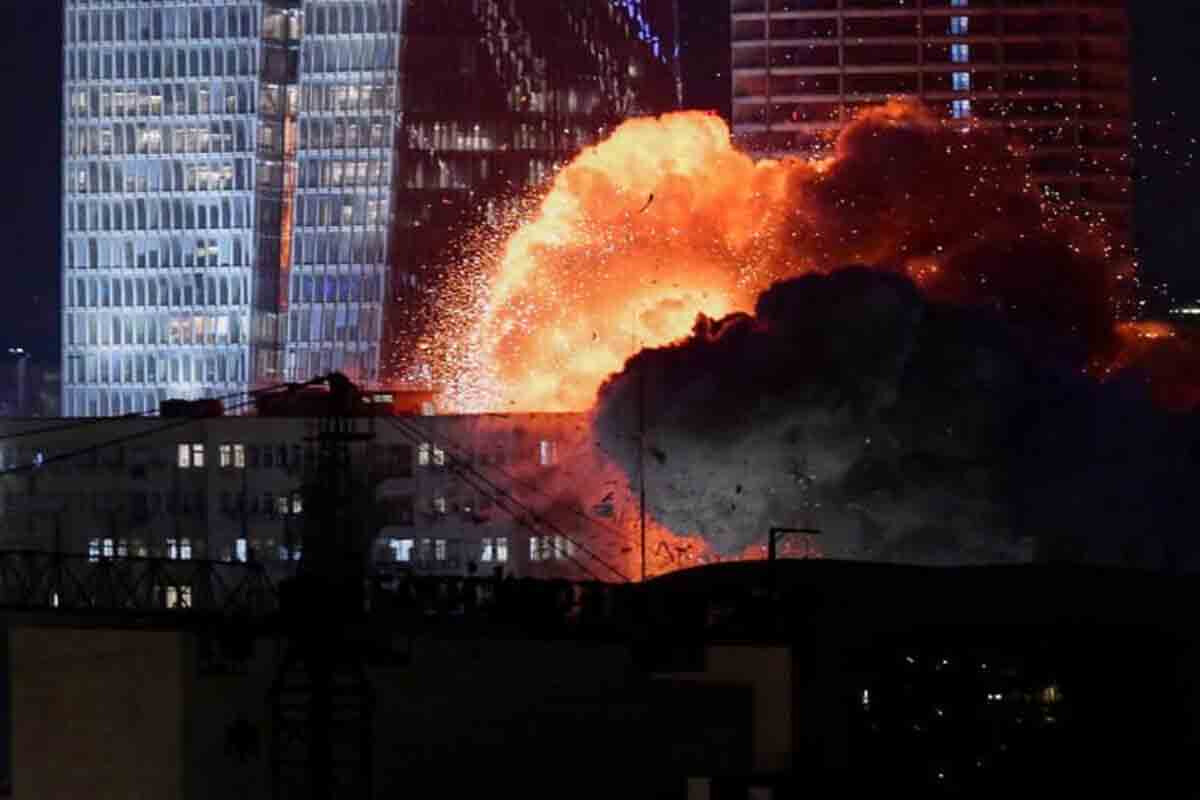<p>İran İsrailə doğru yeni raket dalğasına başlayıb</p>