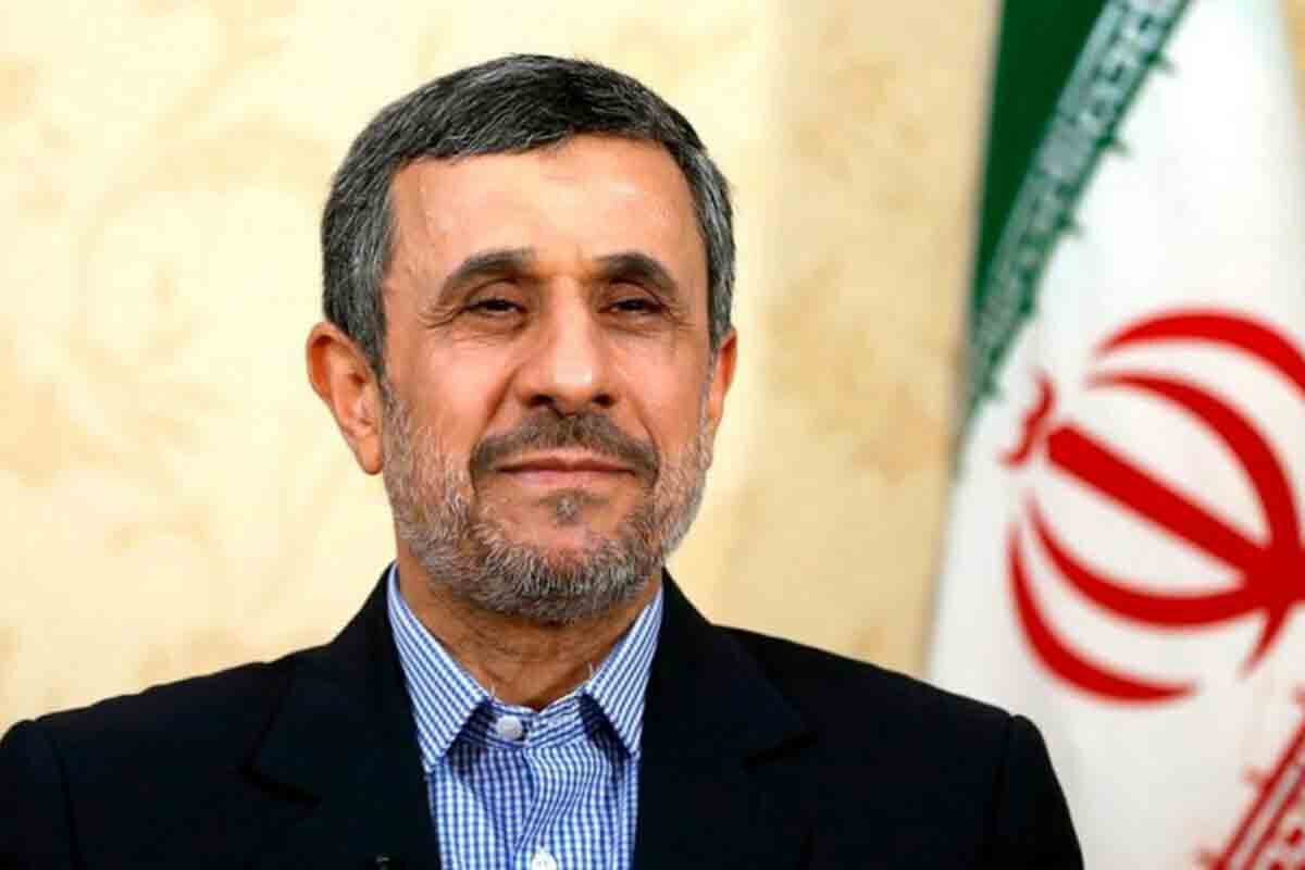 <p>İranın eks-prezidenti Əhmədinejad sui-qəsd nəticəsində öldürülüb</p>