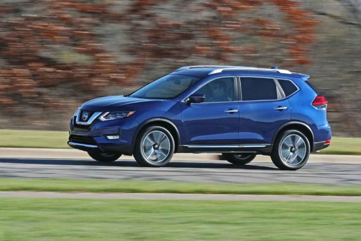 <p>Nissan kritik nasazlığa görə yarım milyona&nbsp;yaxın avtomobili geri qaytarmağa məcbur olub</p>