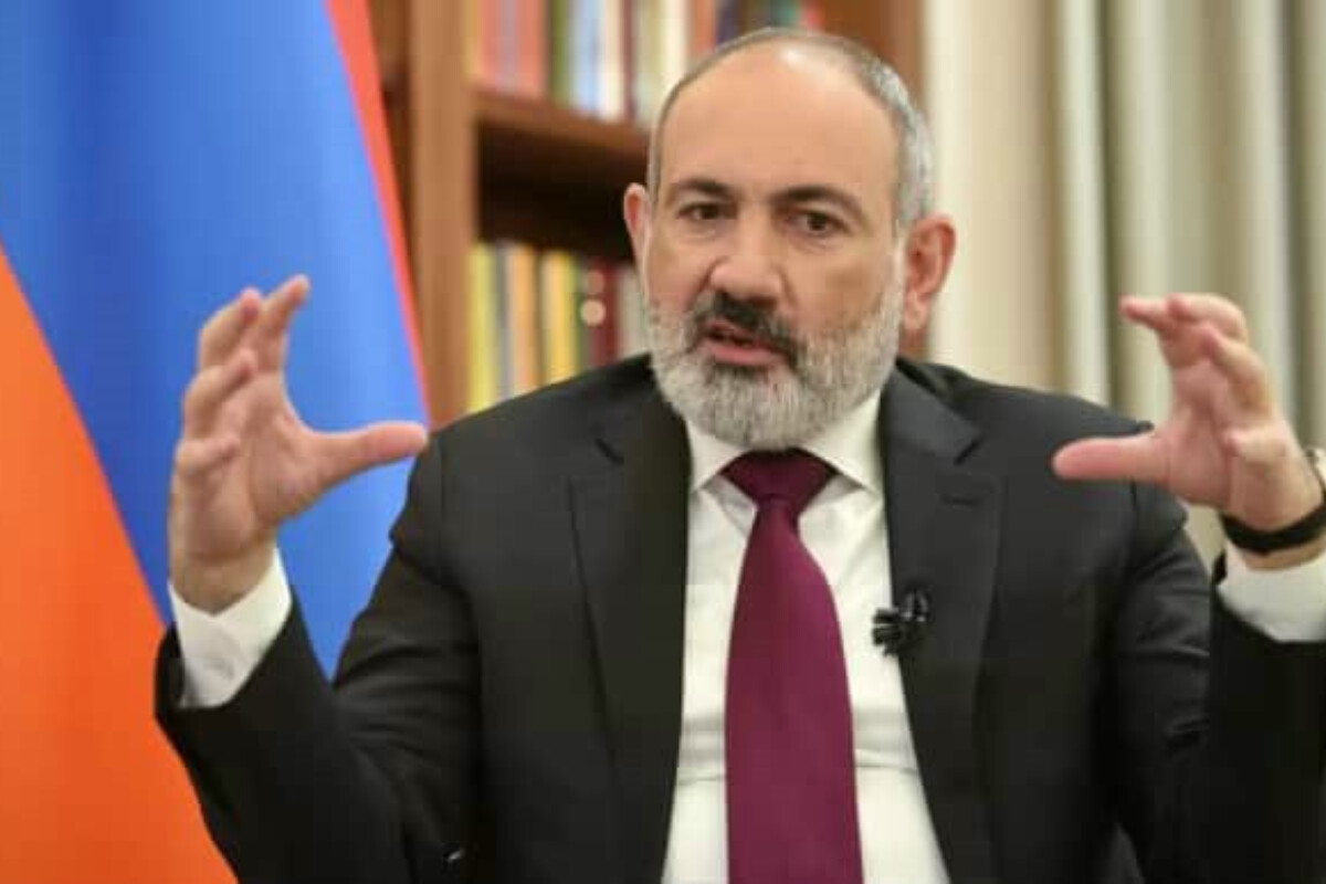 <p>Paşinyan Petrosyanı istefaya göndərir</p>