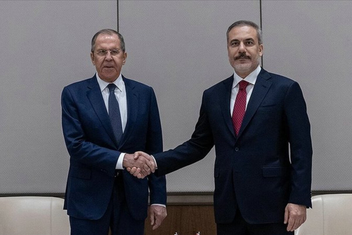 <p>Hakan Fidan və Sergey Lavrov Ukraynadakı vəziyyətlə bağlı danışıqlar aparıblar</p> 