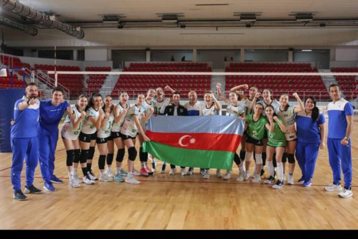 <p>18 yaşlı voleybolçuların EEVZA çempionatı başa çatıb</p>