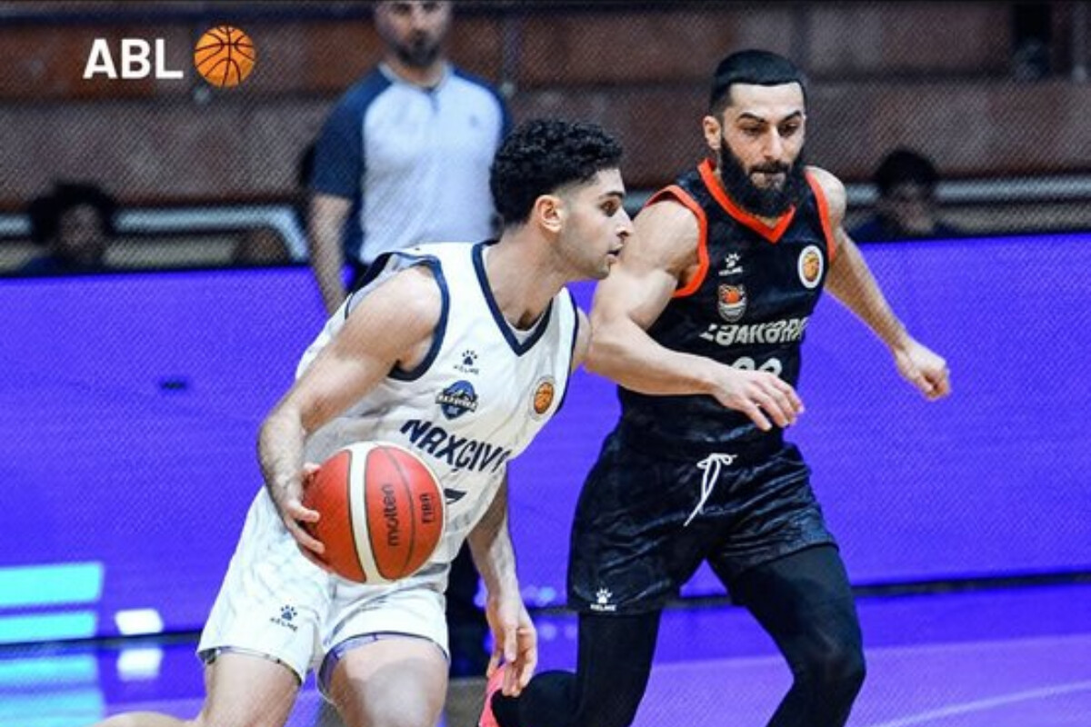 <p>ABL-da 8-ci tur davam edir</p>