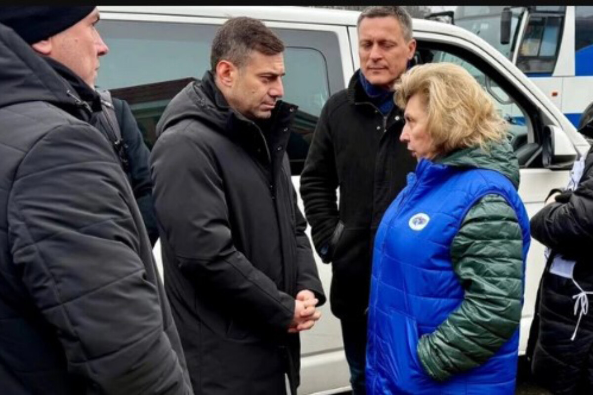 <p>Ukrayna və Rusiya vətəndaşlarını Qırmızı Xaç&nbsp;vasitəsilə geri qaytardılar</p>