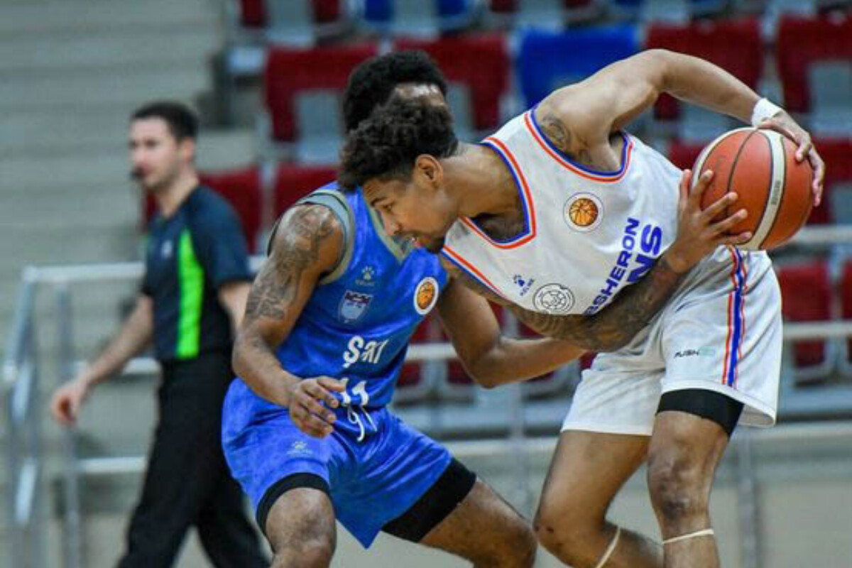 <p>ABL-da fasilə başa çatır&nbsp;</p>