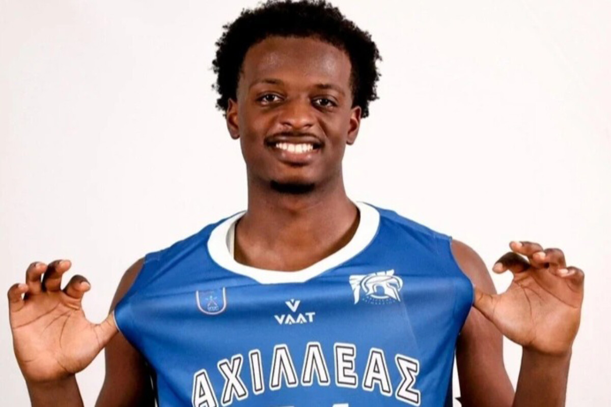 <p>"Lənkəran" amerikalı legionerlə yollarını ayırıb</p>