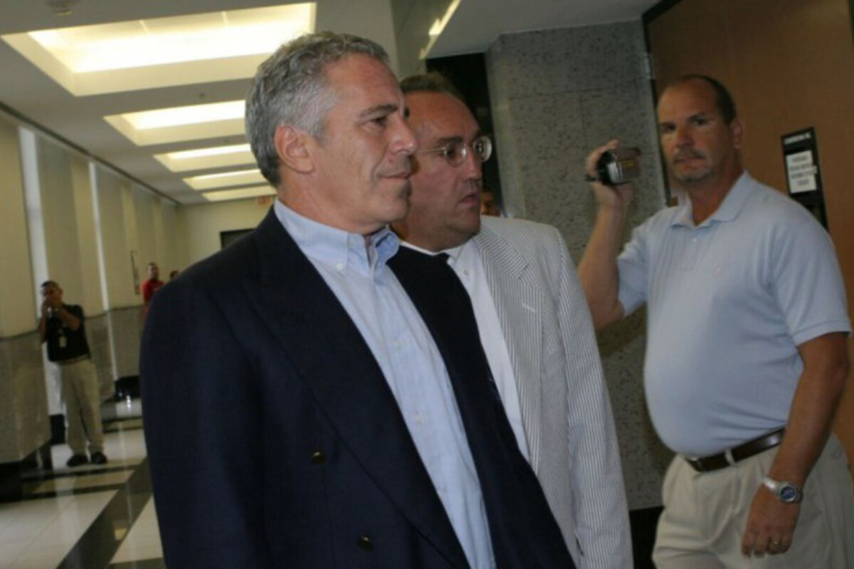 <p>Türkiyə Epşteynin uşaq oğurluğu iddiaları ilə&nbsp;bağlı istintaqa başlayıb</p>