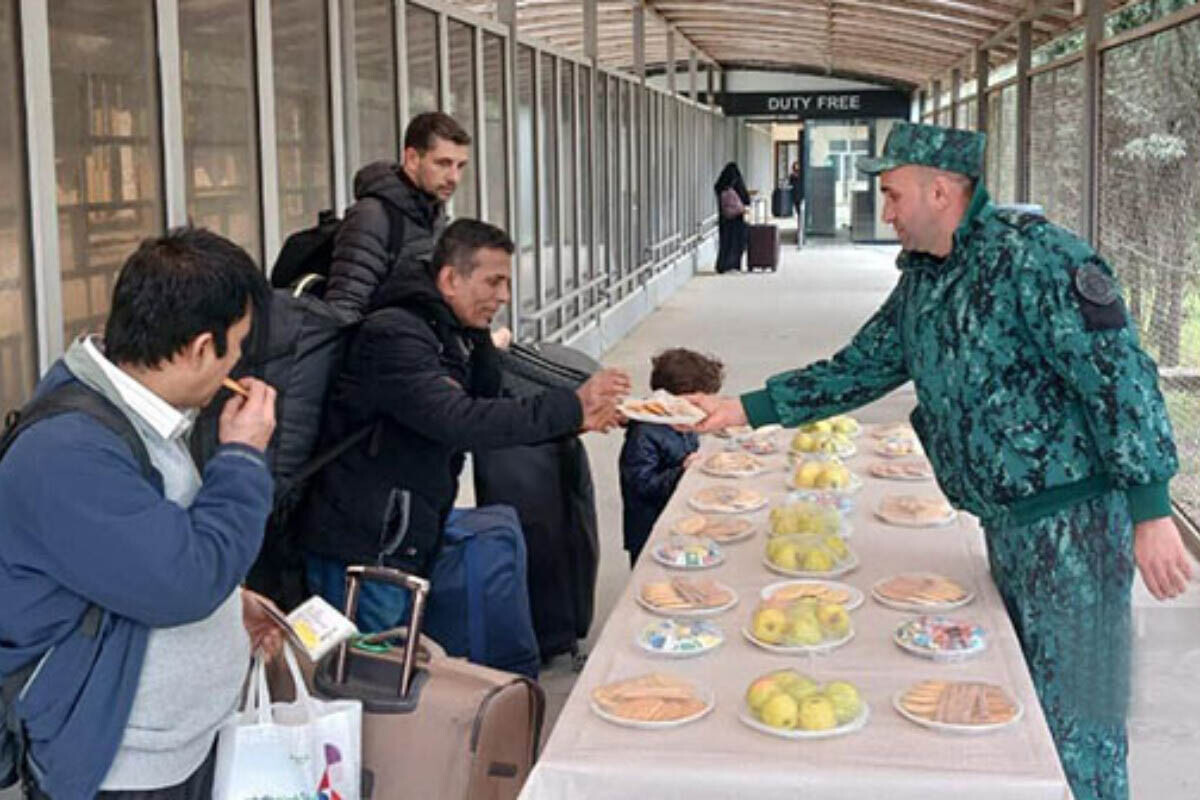 <p>İrandan Azərbaycana təxminən 3000 nəfər təxliyə edilib</p> 