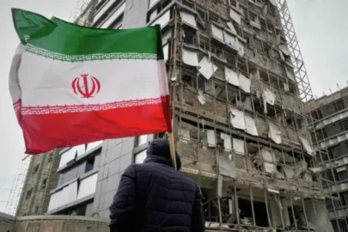 <p>Tehran beş ərəb ölkəsindən dəymiş ziyana&nbsp;görə kompensasiya tələb edib</p> 