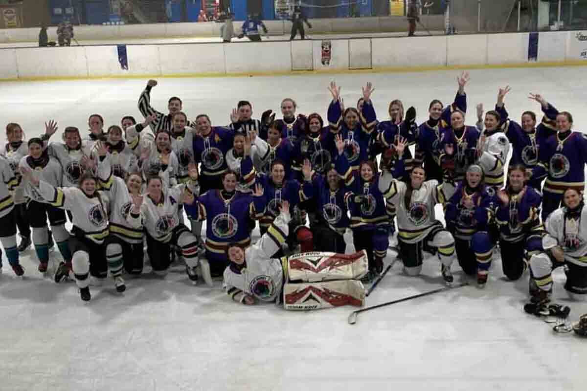 <p>Qadınlar arasında Dünya Xokkey Oyunu&nbsp;Ginnesin Rekordlar Kitabına daxil edilib</p>