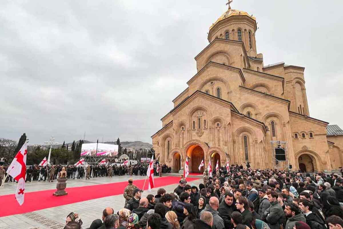 <p>Gürcüstan mayın 11-də yeni Patriarx seçə bilər</p> 