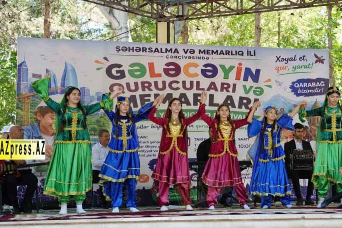 <p>AĞCABƏDİDƏ UŞAQLARIN BEYNƏLXALQ&nbsp;MÜDAFİƏSİ GÜNÜNƏ HƏSR OLUNMUŞ YARADICILIQ FESTİVALI KEÇİRİLİB</p>