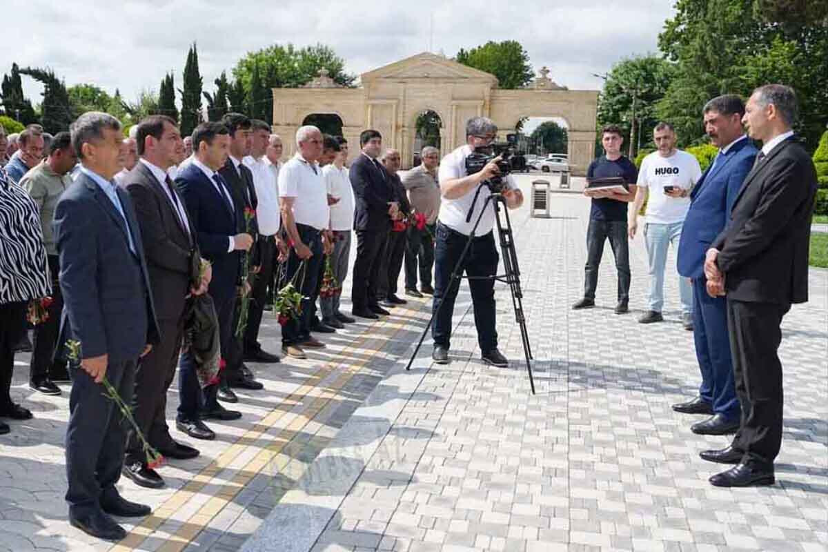 <p>Ağcabədidə su təsərrüfatı və meliorasiya&nbsp;işçilərinin peşə bayramı qeyd olundu +FOTO=30</p>