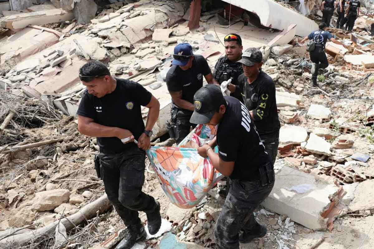 <p>Venesuelada baş verən zəlzələnin nəticələri yüz&nbsp;minlərlə uşağı təhlükə altında qoyub</p>