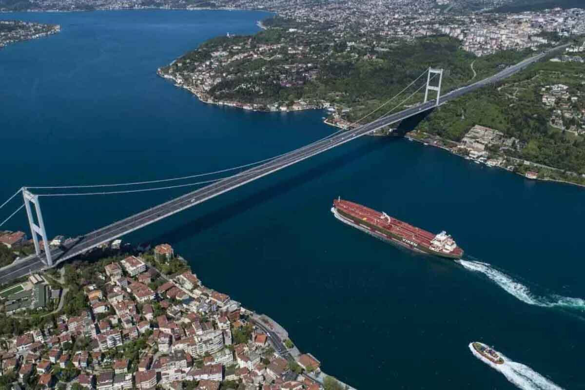 <p>Türkiyə Bosfor və Dardanel boğazlarından tranzit xərclərini artırıb</p>