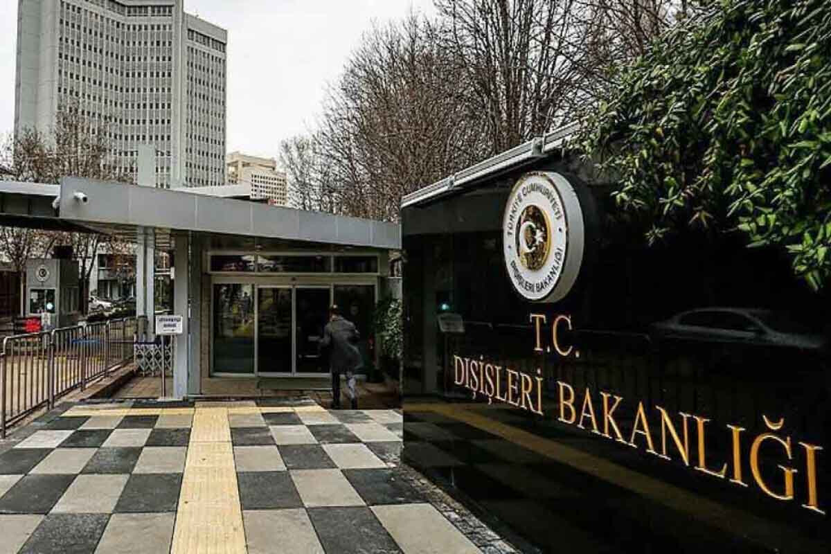<p>Türkiyə Xarici İşlər Nazirliyi Qüdsdəki Əl-Əqsa&nbsp;məscidində baş verən hadisəni qınayıb</p> 