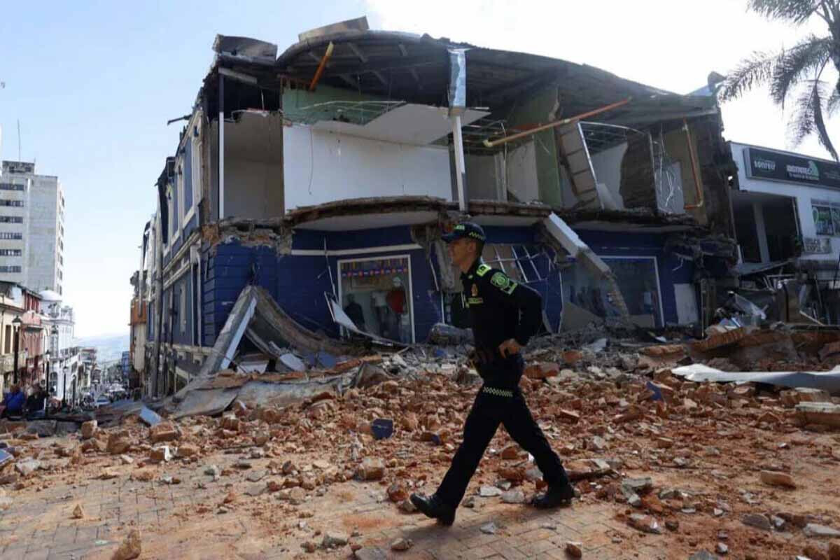<p>Kolumbiyada baş verən zəlzələ nəticəsində ölənlərin&nbsp;sayı artmaqda davam edir</p>