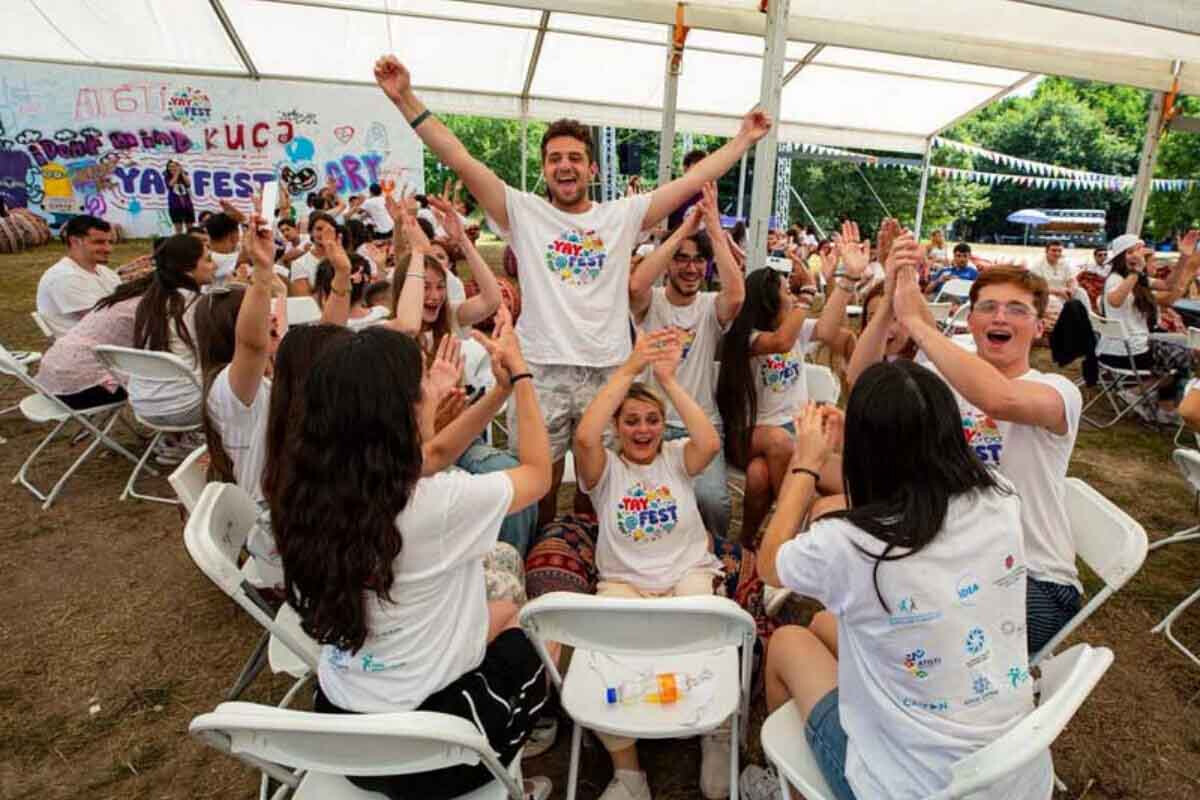 <p>2 mindən çox gənci bir araya gətirən&nbsp;&ldquo;Yay Fest 2026&rdquo;ı yekunlaşıb +FOTO=21</p>