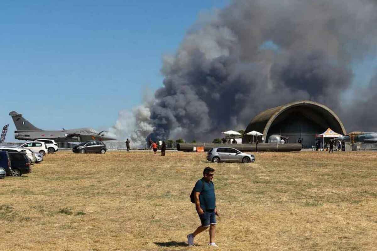 <p>Qırıcı təyyarə qəzaya uğradı -&nbsp;Pilotlar həlak oldular</p>