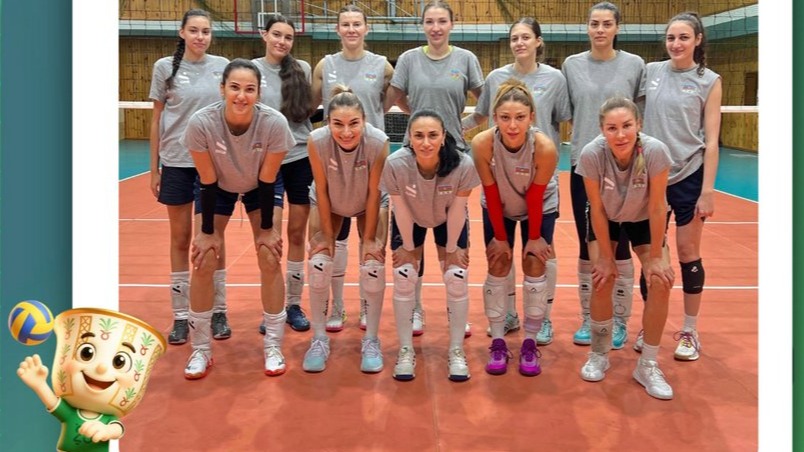 <p>Qadın voleybol millimiz İslamiadanin hazırlığına başlayıb</p>
<p> </p>