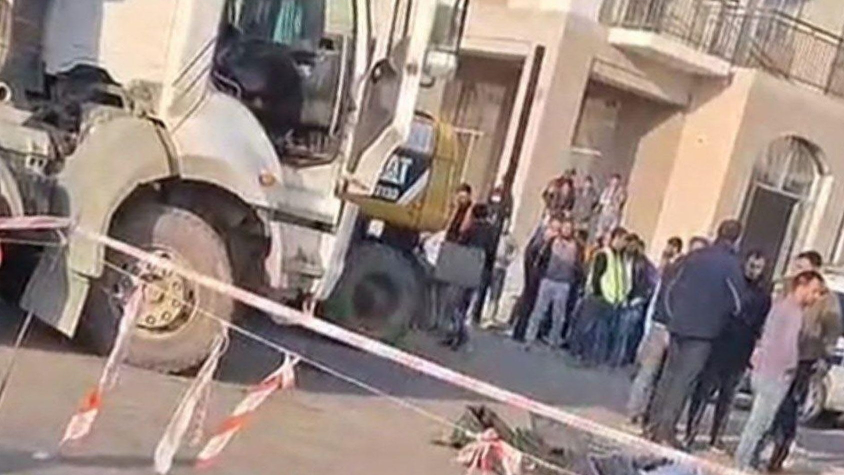 <p>Ağdamda tikinti sahəsində baş verən faciəvi hadisə gənc fəhlənin ölümünə səbəb olub</p>