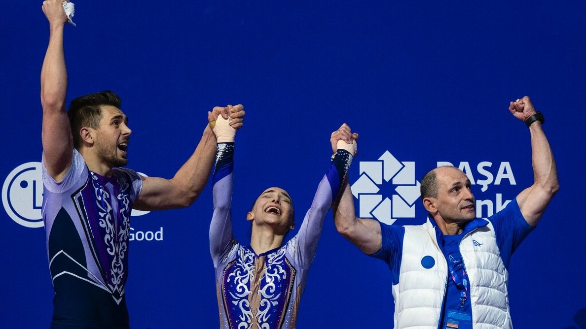 <p>Mədinə Mustafayeva və Vladimir Dolmatov tandemi Avropa çempionu olub</p>