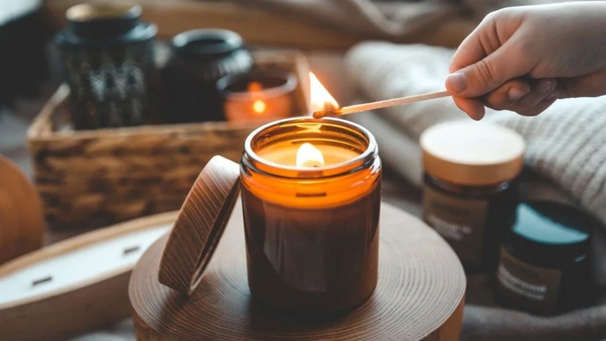 <p>QORXUNC İDDİA:&nbsp;Ətirli şamlar TƏHLÜKƏLİDİR</p>

<p>&nbsp;</p>