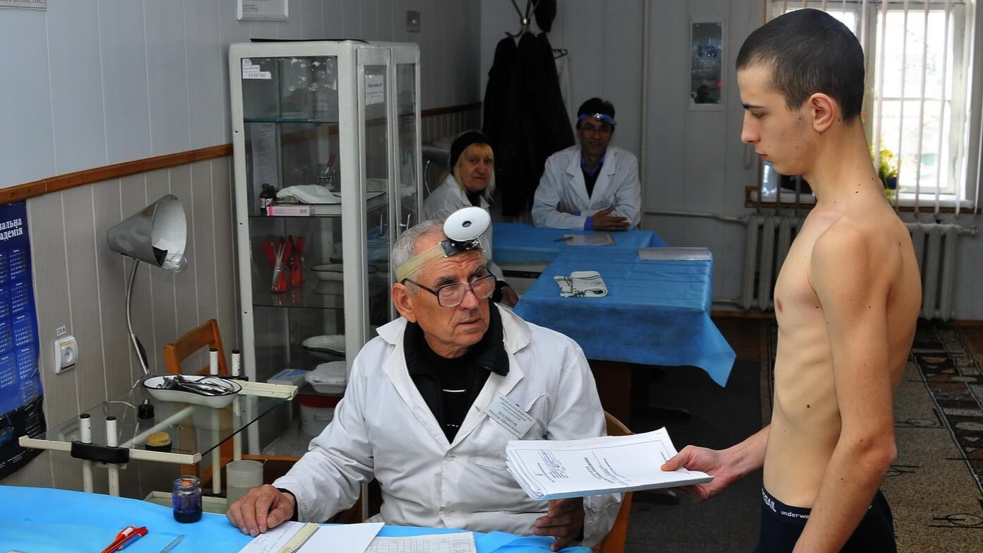 <p>Azərbaycanda çağırışçıların təkcə sağlamlığı deyil, həm də ruhi vəziyyəti yoxlanılacaq</p>