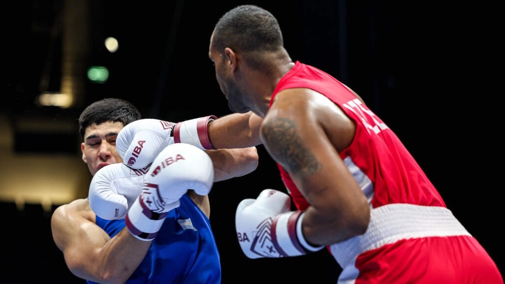 <p>Dubayda keçirilən dünya çempionatında üç boksçumuz&nbsp;yarımfinala yüksəlib</p>