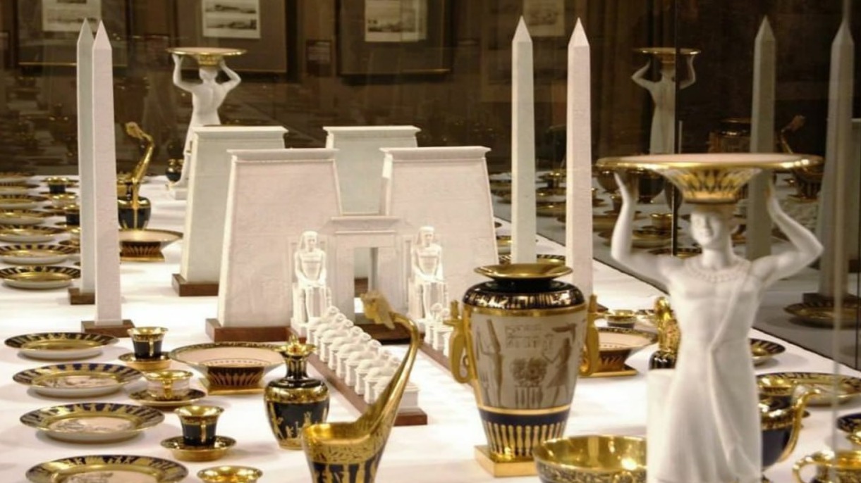 <p>Yelisey Sarayının işçisi qırx min avroluq çini oğurlayıb</p>