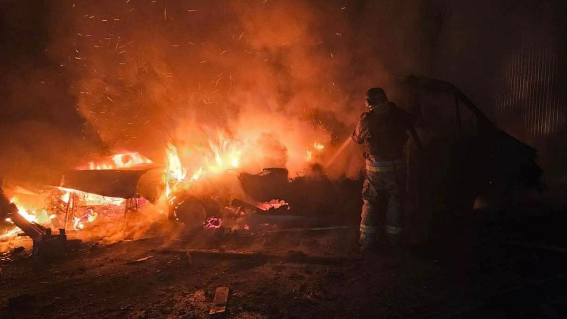 <p>Rusiya Ukraynaya 650 dron və onlarla raket atıb</p>