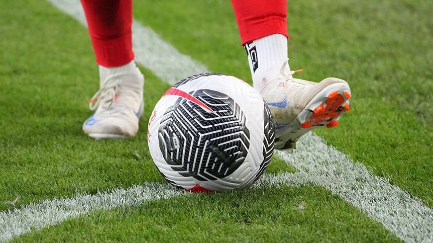 <p>Türkiyədə on dörd futbolçu saxlanılıb</p>