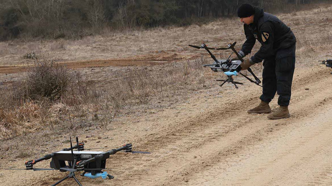 <p>Polşada unikal dron zərərsizləşdirmə sistemi hazırlanıb</p>