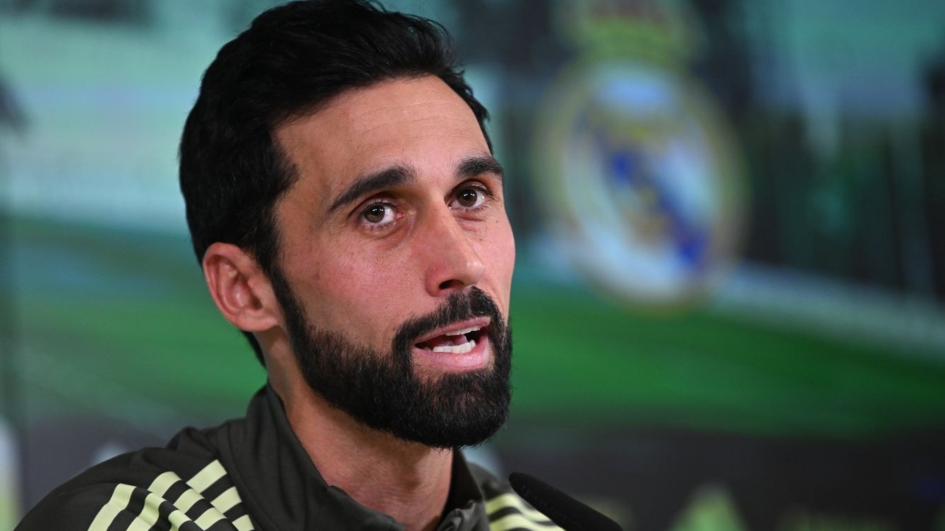 <p>Arbeloa "Real Madrid"in Kral Kubokundan çıxmasından&nbsp;sonra istefa vermək barədə düşünmür</p>