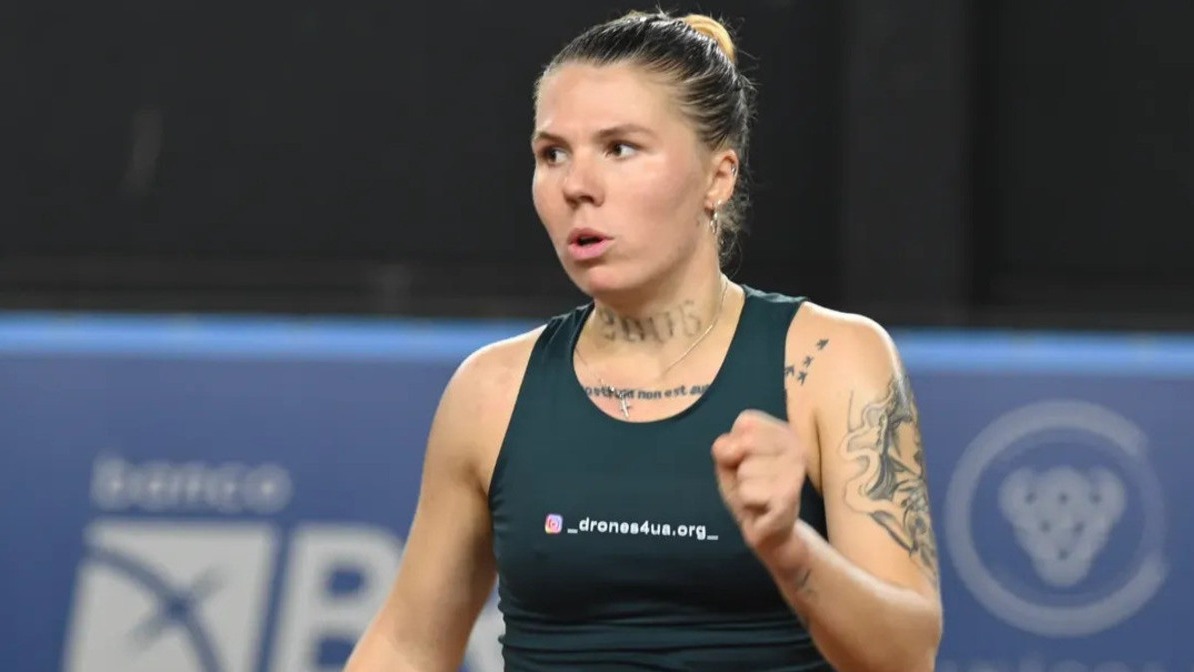 <p>Ukraynalı tennisçi macar rəqibi ilə əl sıxmaqdan imtina edib</p>