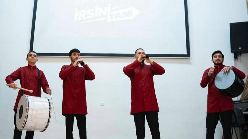 “Qərbi Azərbaycan irsini tanı” layihəsi çərçivəsində seminar keçirilib +FOTO=9}