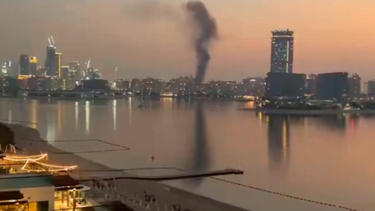 <p>BƏƏ-nin hava hücumundan müdafiə qüvvələri&nbsp;Dubay üzərində bir neçə obyekti ələ keçirib</p>