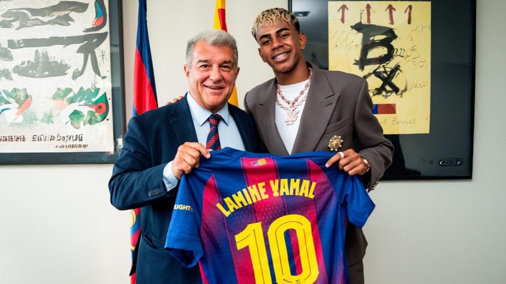 <p>"PSJ" Yamal üçün 250 milyon təklif etdi</p>