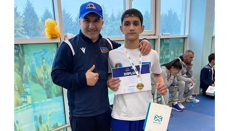 <p><em><strong>Masallı güləşçisi Azərbaycan çempionudur</strong></em></p>